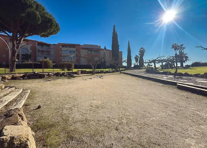 L Eden Croisette Nid Douillet En Bord De Plage